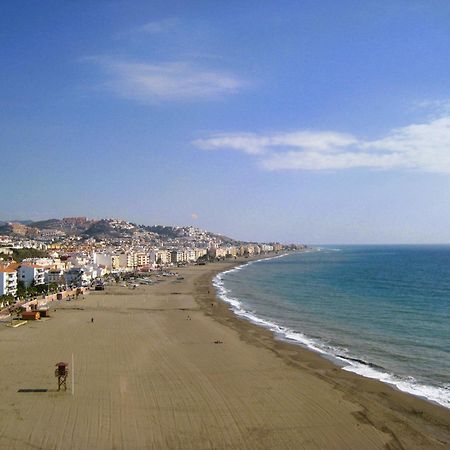 Atico Con Solarium A Metros Del Mar En Malaga Apartment Rincon de la Victoria Bagian luar foto